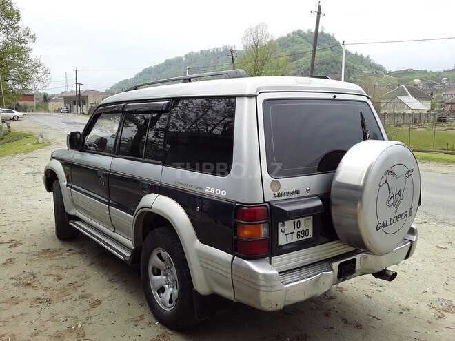 Mitsubishi Pajero 1993, 576,645 km - 2.8 л - Astara