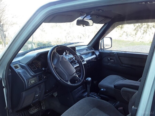 Mitsubishi Pajero 1993, 576,645 km - 2.8 л - Astara