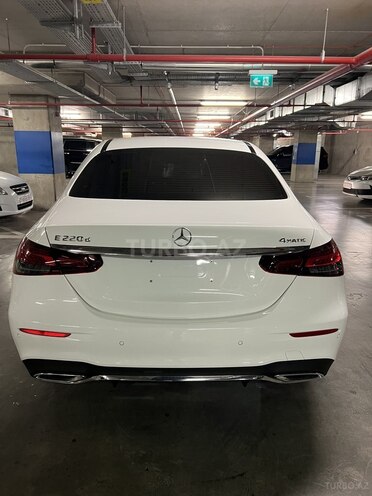 Mercedes E 220 2021, 0 km - 2.2 l - Bakı