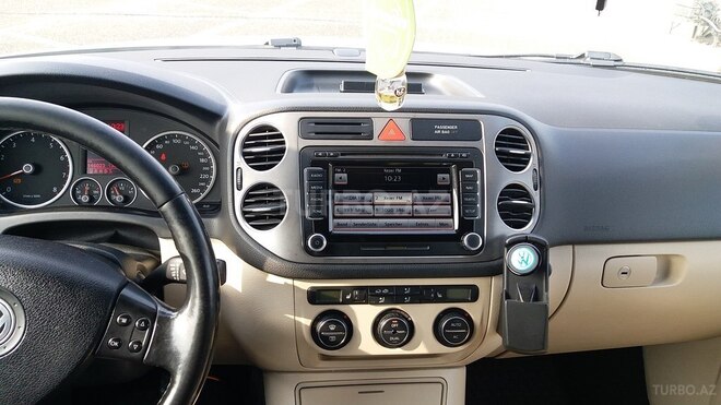 Volkswagen Tiguan 2010, 146,000 km - 2.0 л - Bakı