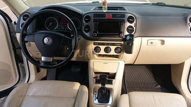 Volkswagen Tiguan 2010, 146,000 km - 2.0 л - Bakı