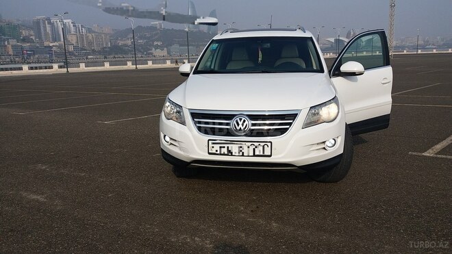 Volkswagen Tiguan 2010, 146,000 km - 2.0 л - Bakı