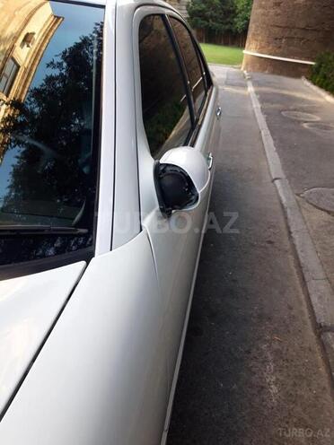Mercedes E 220 2001, 410,000 km - 2.2 l - Bakı
