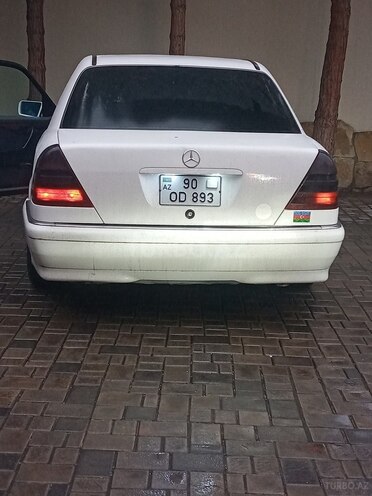 Mercedes C 220 1995, 999,000 km - 2.2 l - Bakı