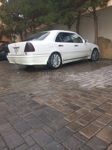 Mercedes C 220 1995, 999,000 km - 2.2 l - Bakı