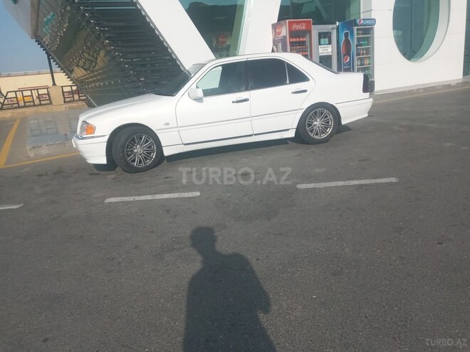 Mercedes C 220 1995, 999,000 km - 2.2 l - Bakı