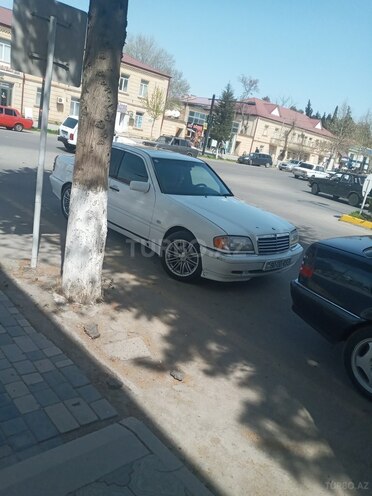 Mercedes C 220 1995, 999,000 km - 2.2 l - Bakı