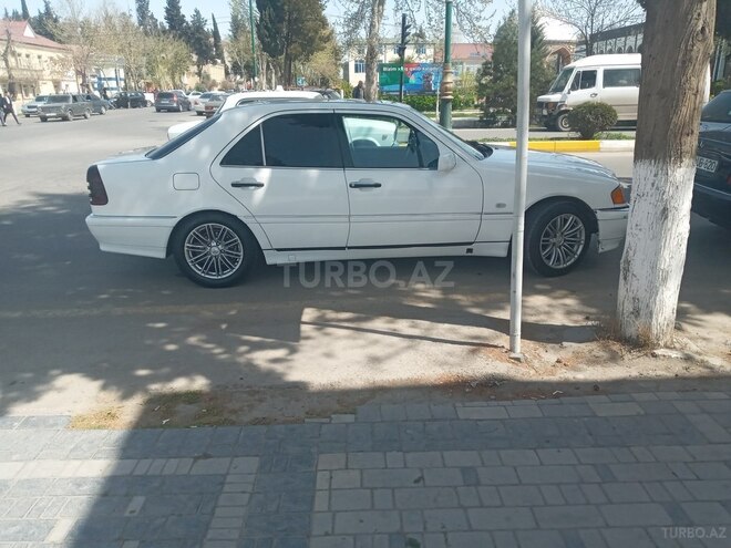 Mercedes C 220 1995, 999,000 km - 2.2 l - Bakı