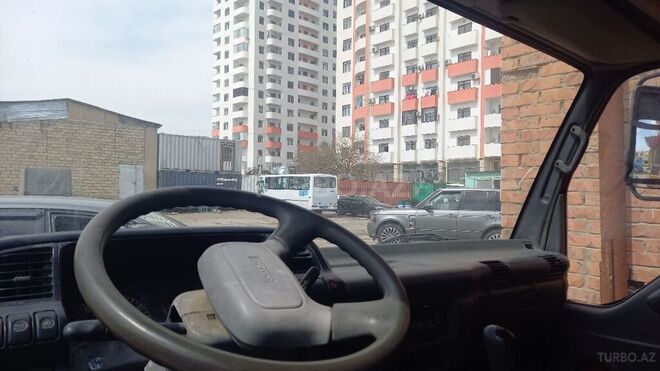 Isuzu NPR 66 P 2004, 111,000 km - 4.3 l - Bakı