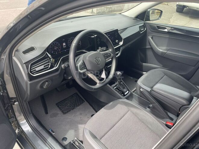 Volkswagen Polo 2021, 13,000 km - 1.6 l - Bakı