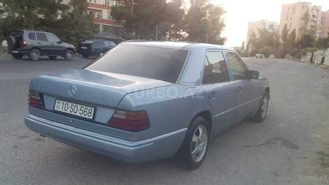 Mercedes E 230 1991, 273,000 km - 2.3 l - Bakı