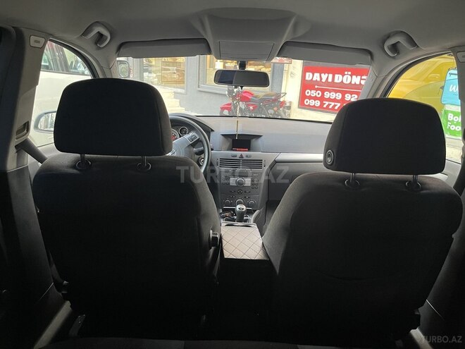 Opel Astra 2004, 325,000 km - 1.4 l - Bakı