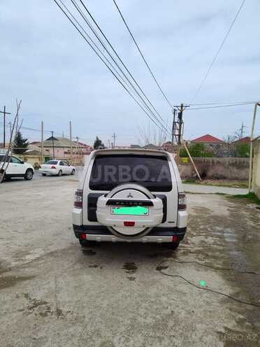 Mitsubishi Pajero 2008, 147,000 km - 3.0 l - Bakı