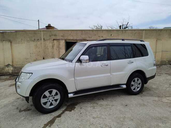 Mitsubishi Pajero 2008, 147,000 km - 3.0 l - Bakı