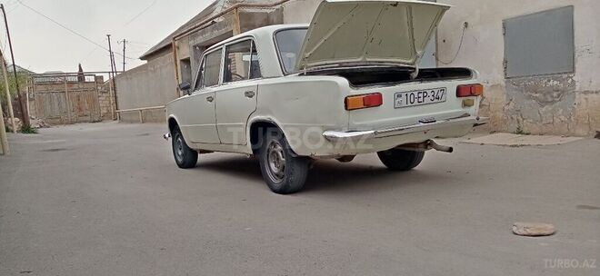 LADA (VAZ) 21011 1974, 999,999 km - 1.6 l - Bakı