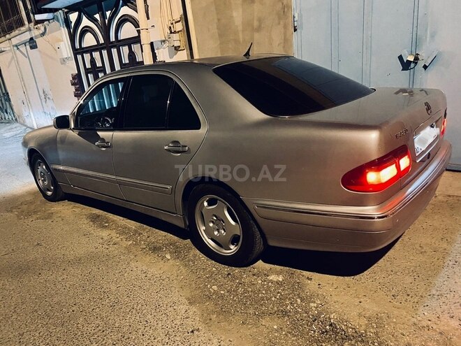 Mercedes E 280 1999, 264,000 km - 2.8 l - Bakı