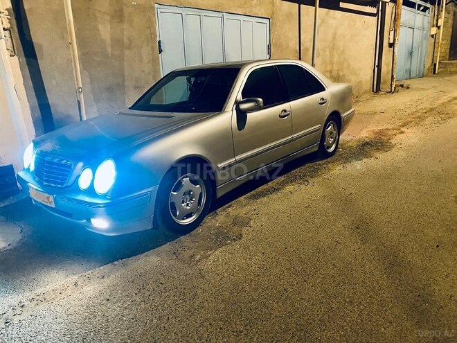 Mercedes E 280 1999, 264,000 km - 2.8 l - Bakı