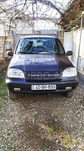 Chevrolet Niva 2005, 385,000 km - 1.7 l - Qusar