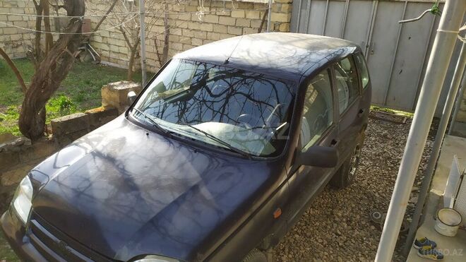 Chevrolet Niva 2005, 385,000 km - 1.7 l - Qusar