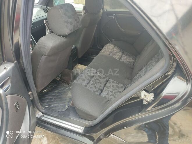 Mercedes C 200 1998, 425,000 km - 2.0 l - Zaqatala
