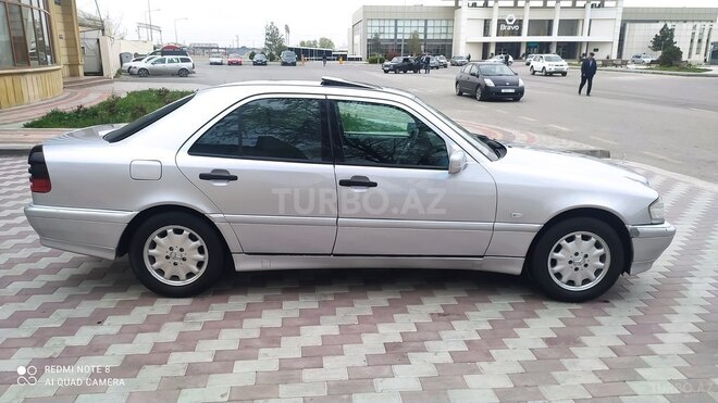 Mercedes C 220 1999, 280,000 km - 2.2 л - Bakı