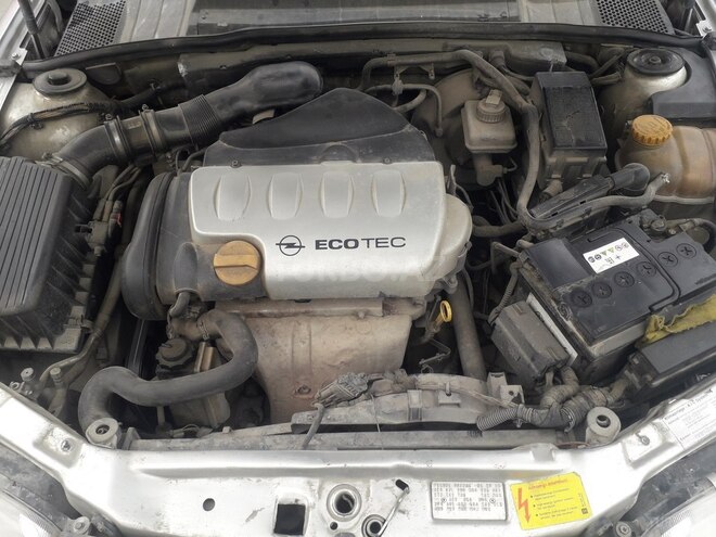 Opel Vectra 1999, 296,333 km - 1.8 l - Sumqayıt