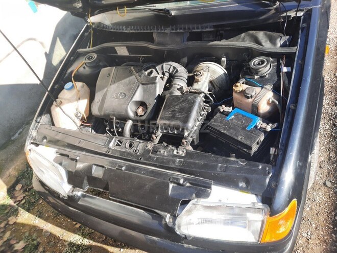 LADA (VAZ) 2115 2004, 38,000 km - 1.6 l - Quba
