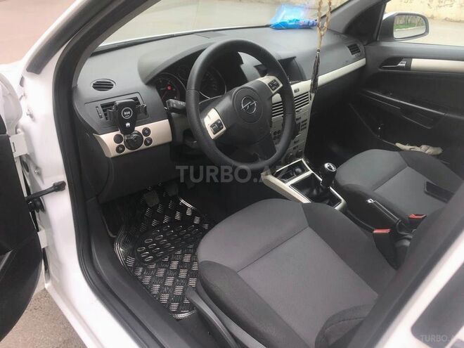Opel Astra 2007, 145,000 km - 1.3 l - Bakı