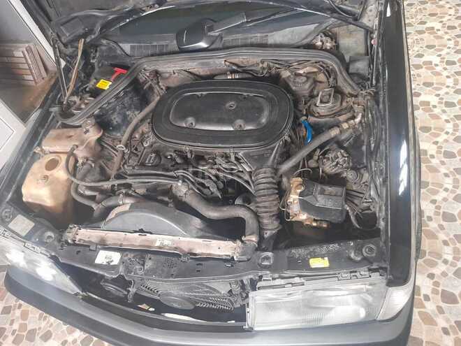 Mercedes 190 1992, 250,000 km - 2.3 l - Bakı