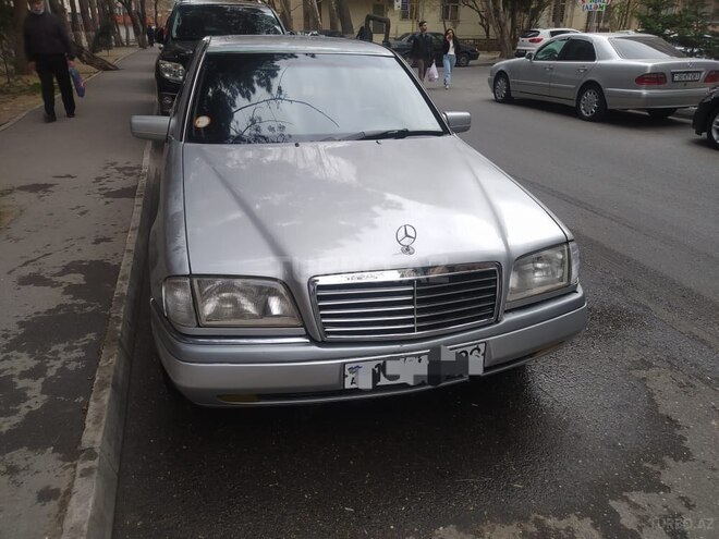 Mercedes C 180 1995, 300,000 km - 1.8 л - Bakı