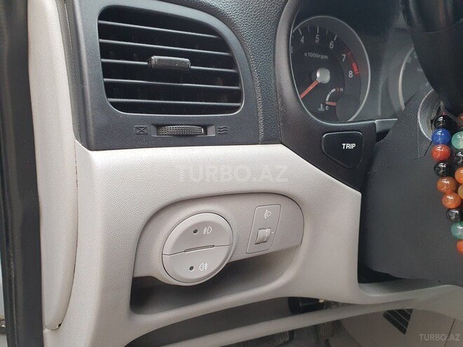 Hyundai Accent 2008, 200,000 km - 1.6 l - Bakı