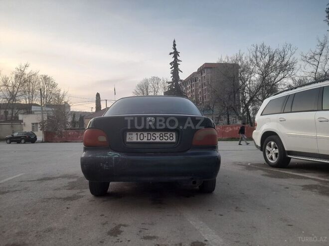 Hyundai Accent 1995, 400,000 km - 1.5 l - Qusar