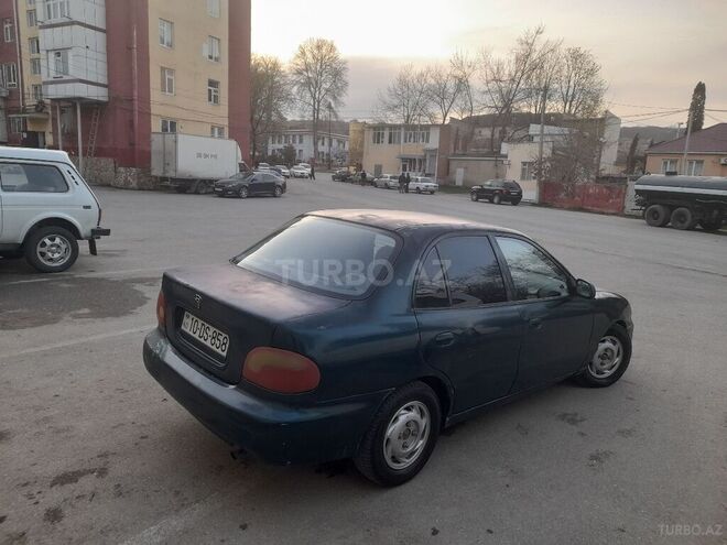 Hyundai Accent 1995, 400,000 km - 1.5 l - Qusar