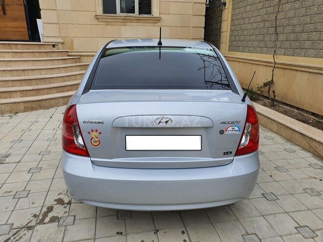 Hyundai Accent 2008, 200,000 km - 1.6 l - Bakı