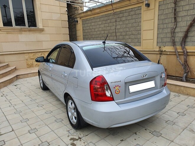 Hyundai Accent 2008, 200,000 km - 1.6 l - Bakı