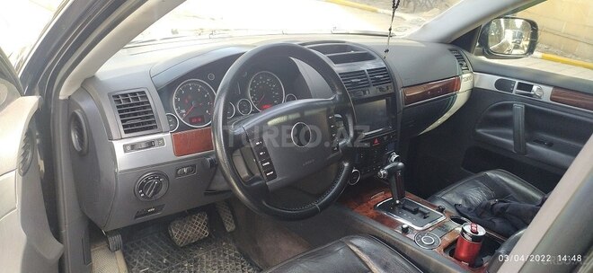 Volkswagen Touareg 2004, 196,000 km - 3.2 l - Qəbələ