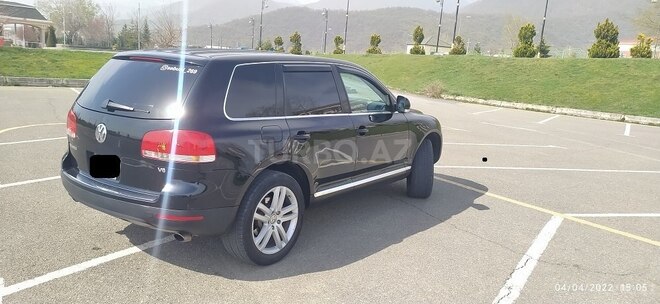 Volkswagen Touareg 2004, 196,000 km - 3.2 l - Qəbələ