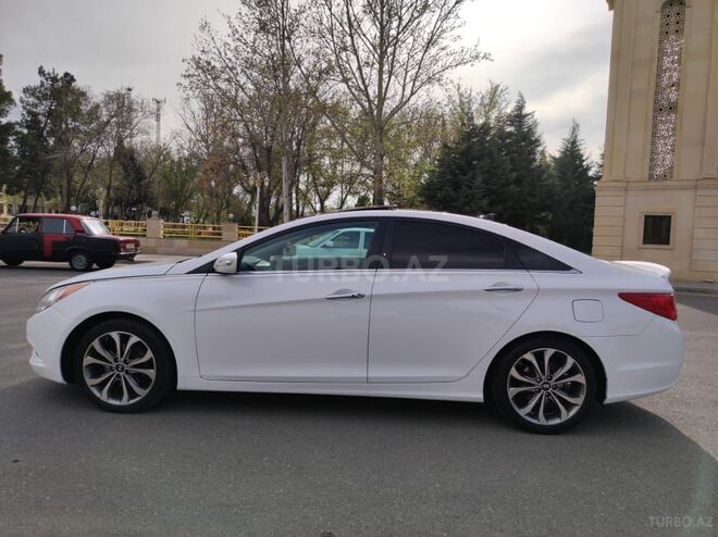 Hyundai Sonata 2013, 200,000 km - 2.0 l - Goranboy
