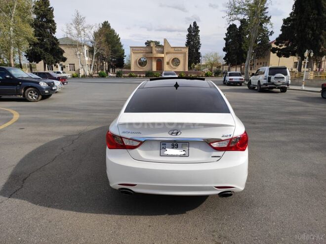 Hyundai Sonata 2013, 200,000 km - 2.0 l - Goranboy