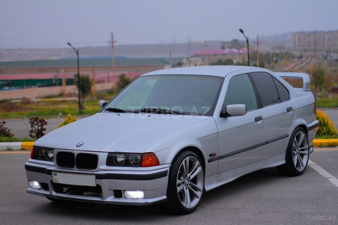 BMW 318 1996, 300,000 km - 1.8 l - Bakı