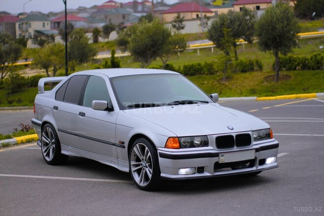 BMW 318 1996, 300,000 km - 1.8 l - Bakı