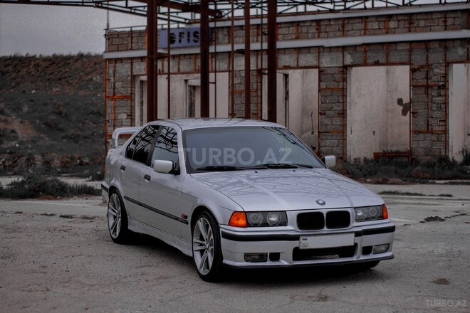 BMW 318 1996, 300,000 km - 1.8 l - Bakı
