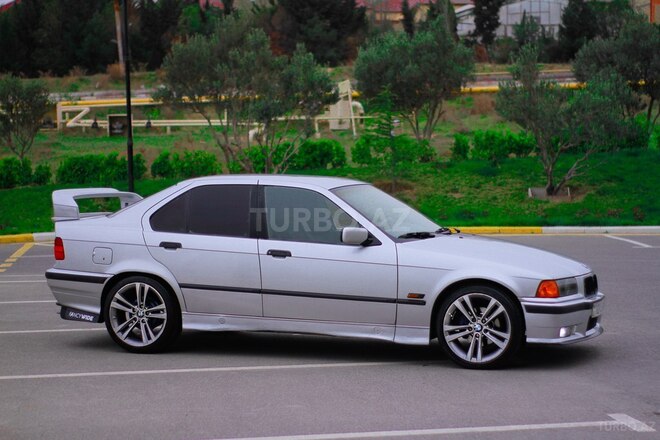 BMW 318 1996, 300,000 km - 1.8 l - Bakı