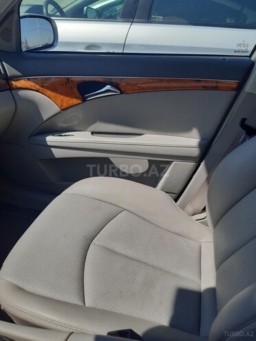 Mercedes E 240 2005, 178,000 km - 2.6 l - Gəncə