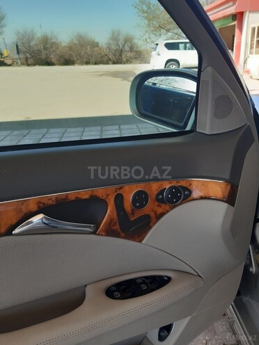 Mercedes E 240 2005, 178,000 km - 2.6 l - Gəncə