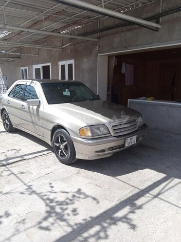 Mercedes C 280 1999, 268,223 km - 2.8 l - Şirvan