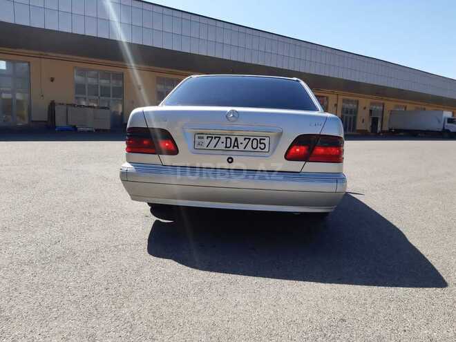 Mercedes C 220 2000, 318,899 km - 2.2 л - İmişli