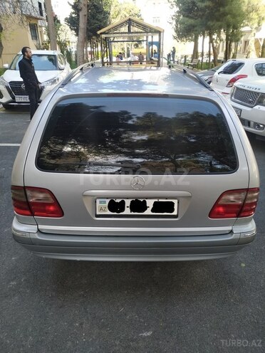 Mercedes E 240 2000, 275,000 km - 2.4 l - Bakı