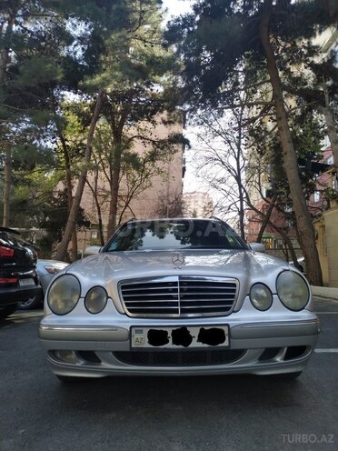 Mercedes E 240 2000, 275,000 km - 2.4 l - Bakı