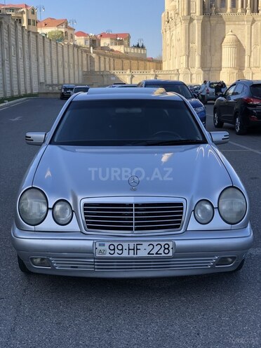 Mercedes E 220 1998, 539,000 km - 2.2 l - Bakı